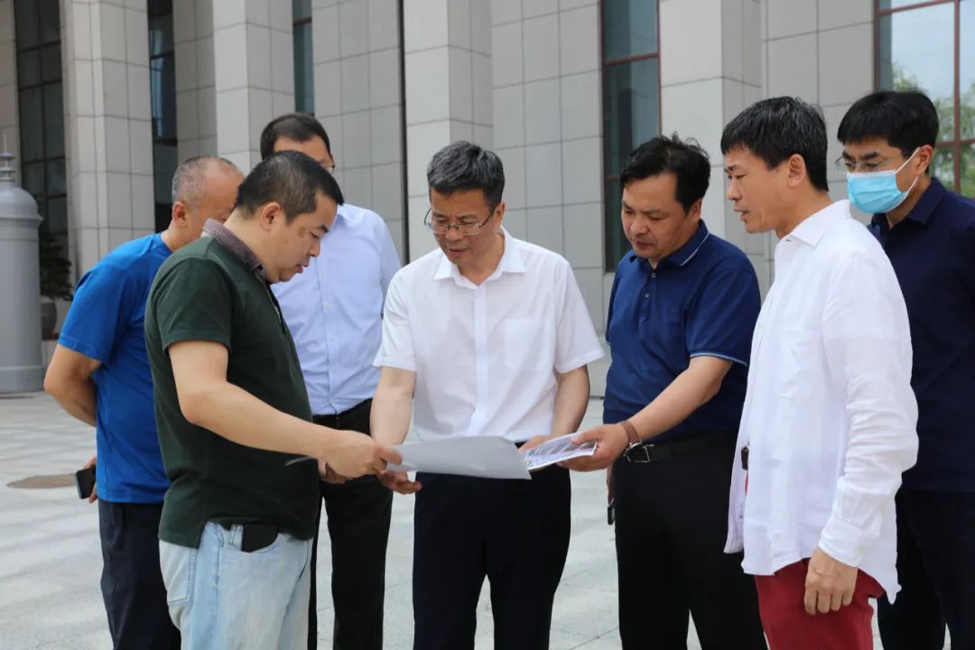 图 检查江南校区维修改造项目