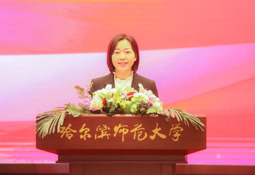 图研究生新生代表、马克思主义学院思想政治教育专业2022级博士研究生许海娇发言